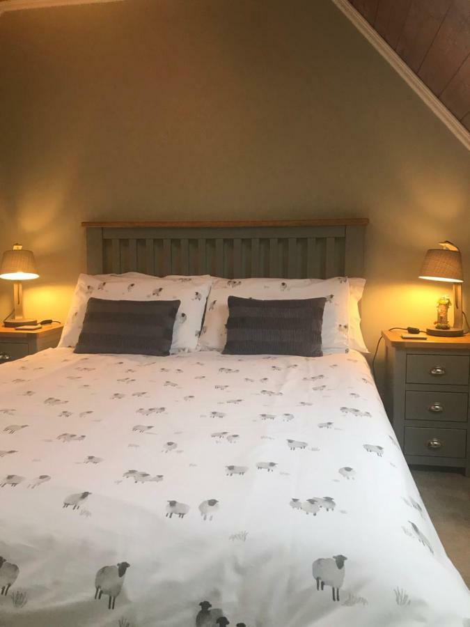 Scourie Guesthouse מראה חיצוני תמונה